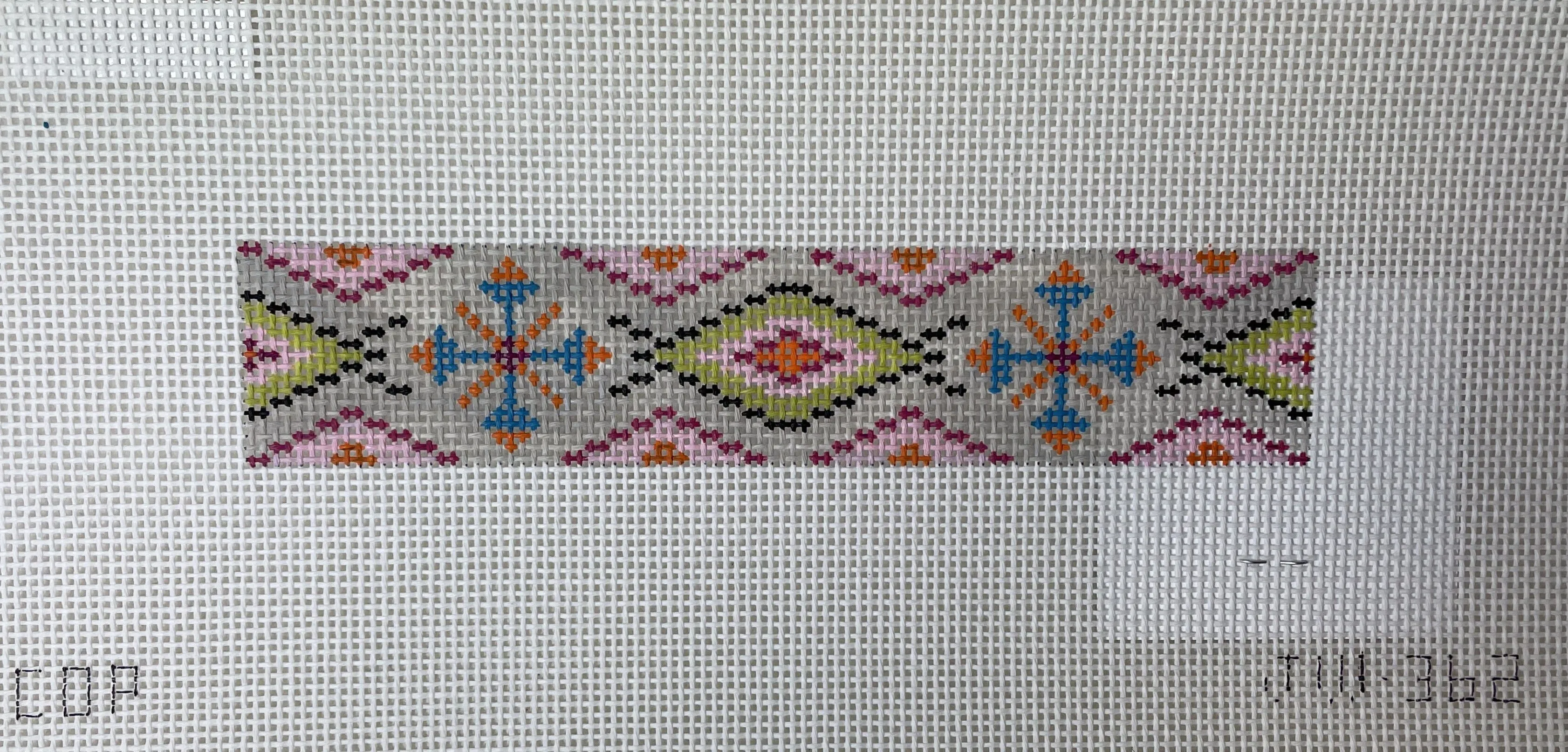 * Colors of Praise JW362 Cuff