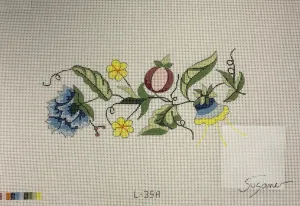 * Designs by Suzanne L35A Jacobean Spray Canvas