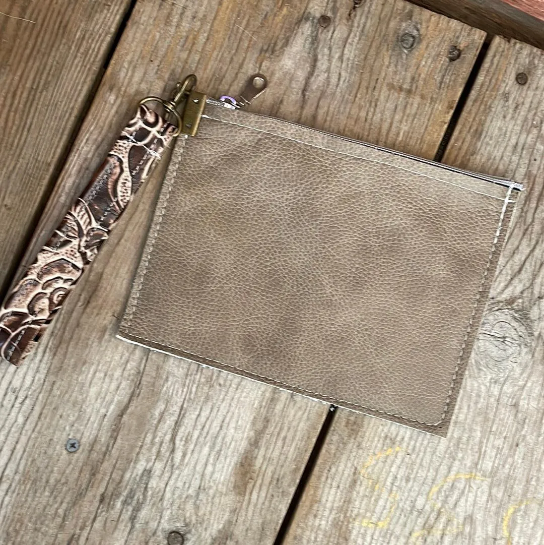 134 Make-up bag - Tricolor w/ Copper Penny Aztec