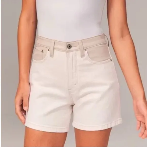 A&amp;F Mixed fFabric High‎ Rise Dad Shorts Women’s Size 12 Faux Leather Cream