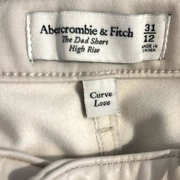 A&amp;F Mixed fFabric High‎ Rise Dad Shorts Women’s Size 12 Faux Leather Cream