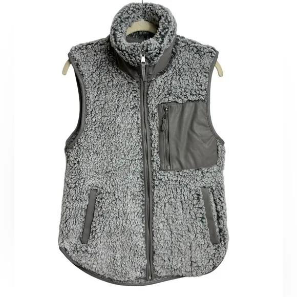 ABERCROMBIE &amp; FITCH Cloud Sherpa Vest Size XSMALL