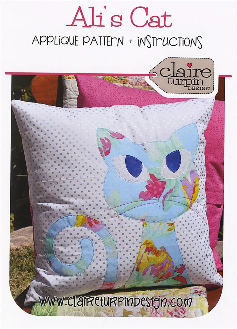 Ali's Cat Applique Pattern by Instructions by Claire Turpin Design