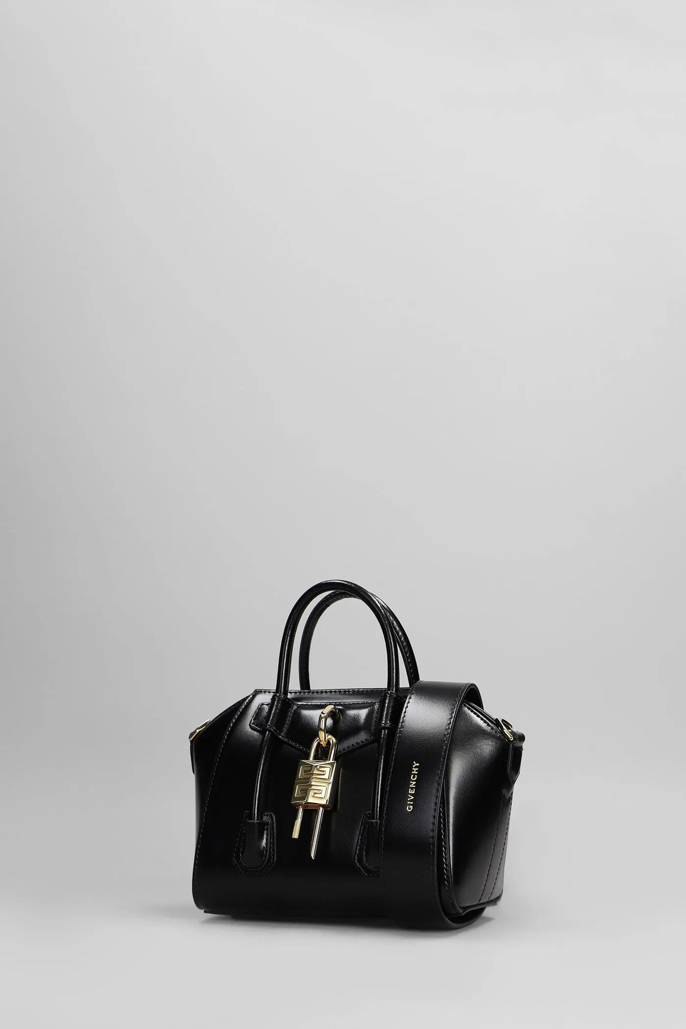 Antigona lock toy Shoulder bag in black leather