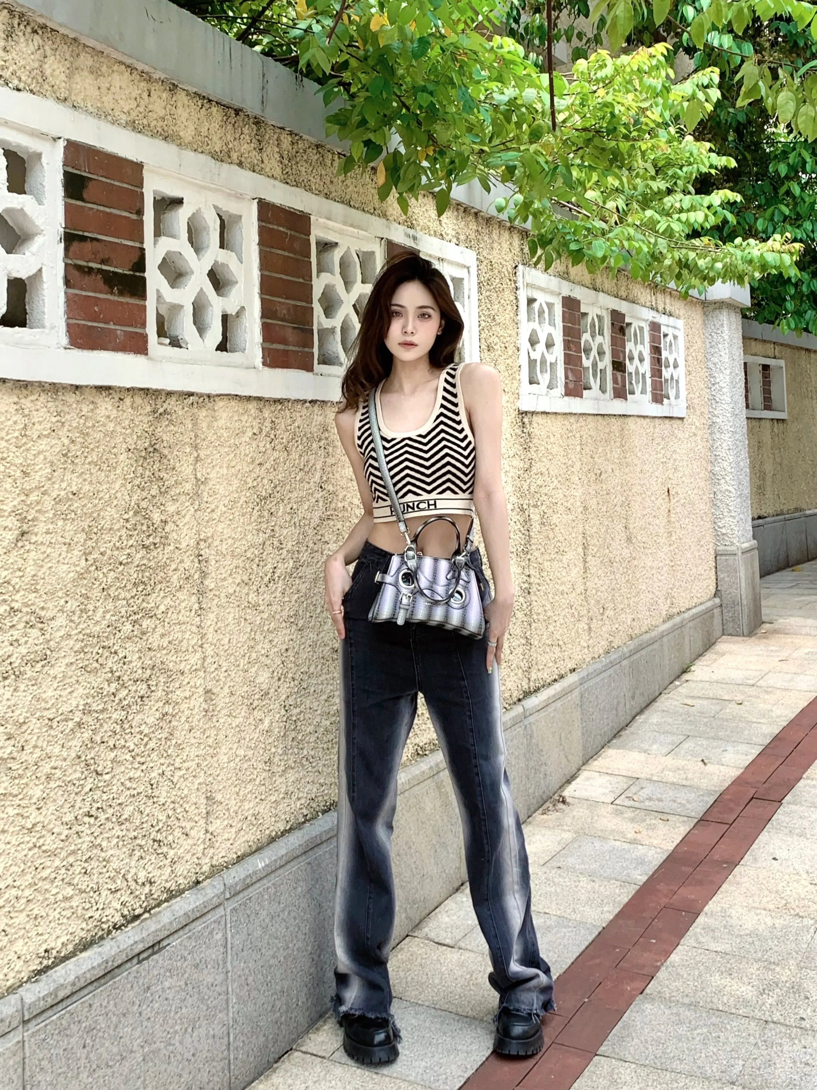 Ayla Faux Leather Snake Skin Gradient Irregular Design Handbag