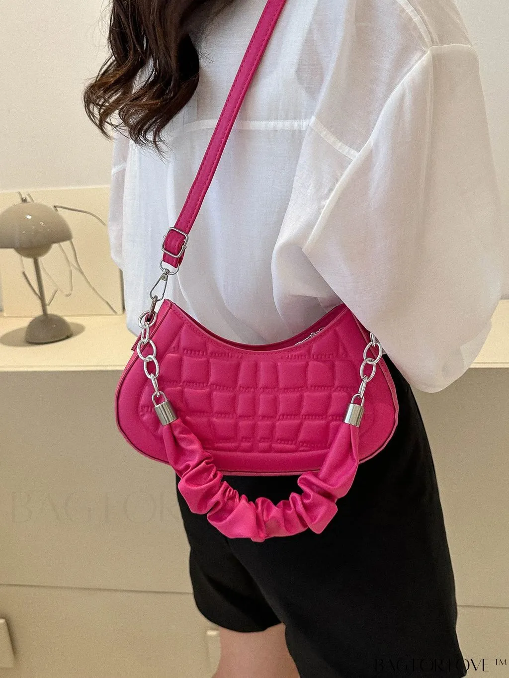 BagForLove - 2023 Fashionable Stone Textured Saddle Bag: Versatile and Elegant Shoulder/Crossbody Option