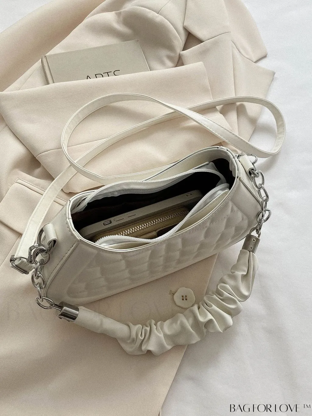 BagForLove - 2023 Fashionable Stone Textured Saddle Bag: Versatile and Elegant Shoulder/Crossbody Option
