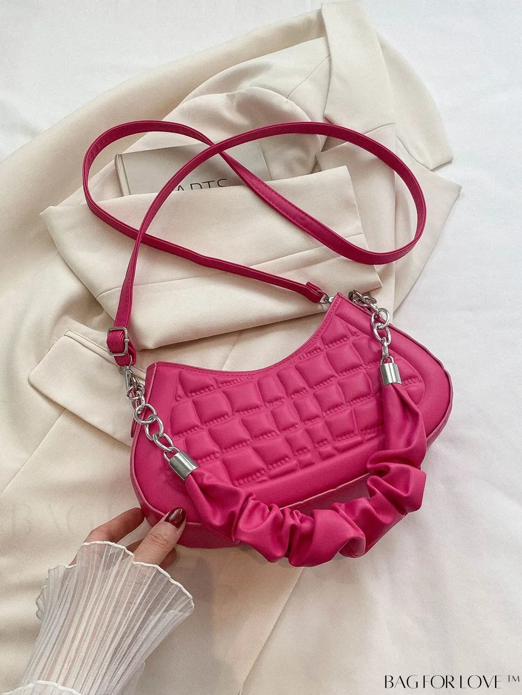 BagForLove - 2023 Fashionable Stone Textured Saddle Bag: Versatile and Elegant Shoulder/Crossbody Option