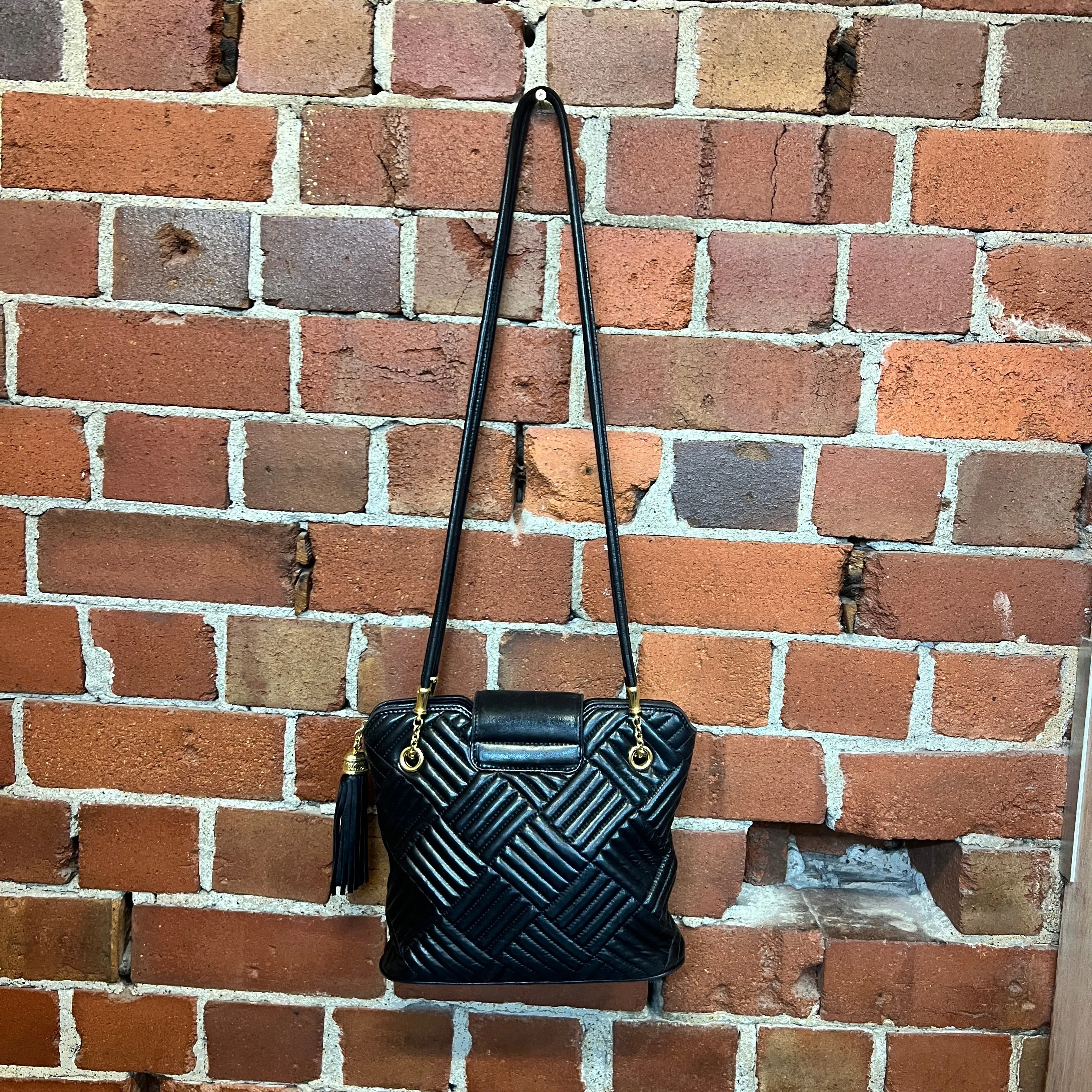 BALLY criss-cross leather handbag