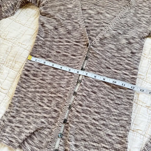 Banana Republic Long Ribbed Cardigan • Size: S