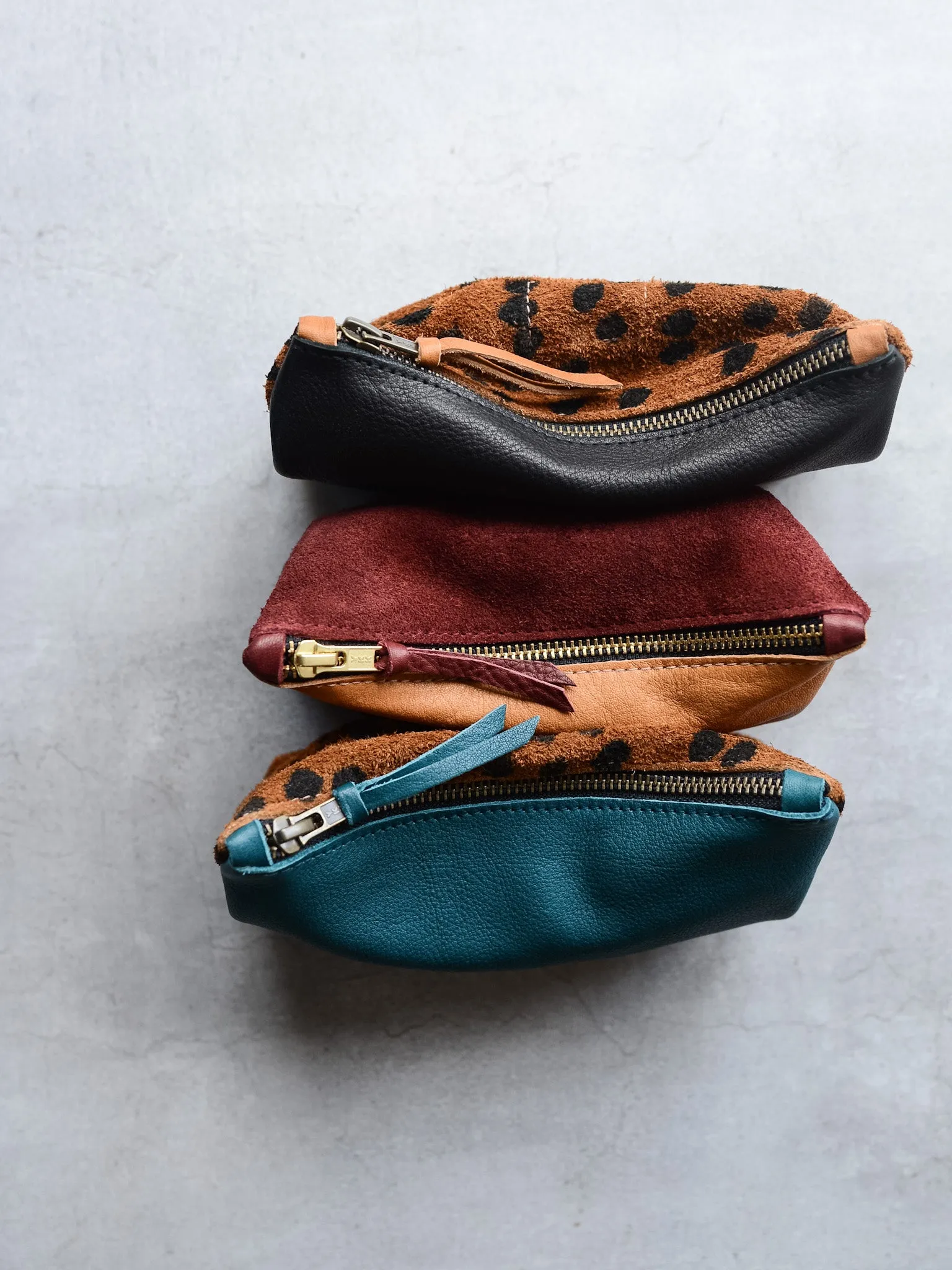 BLACK CHEETAH CONTRAST POUCH