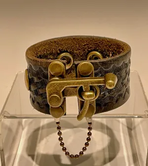 Black Leather Cuff with Brass Closure MMC10
