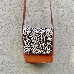 Carolina Cowhide and Leather Crossbody Bag - Leopard, Dark Tan