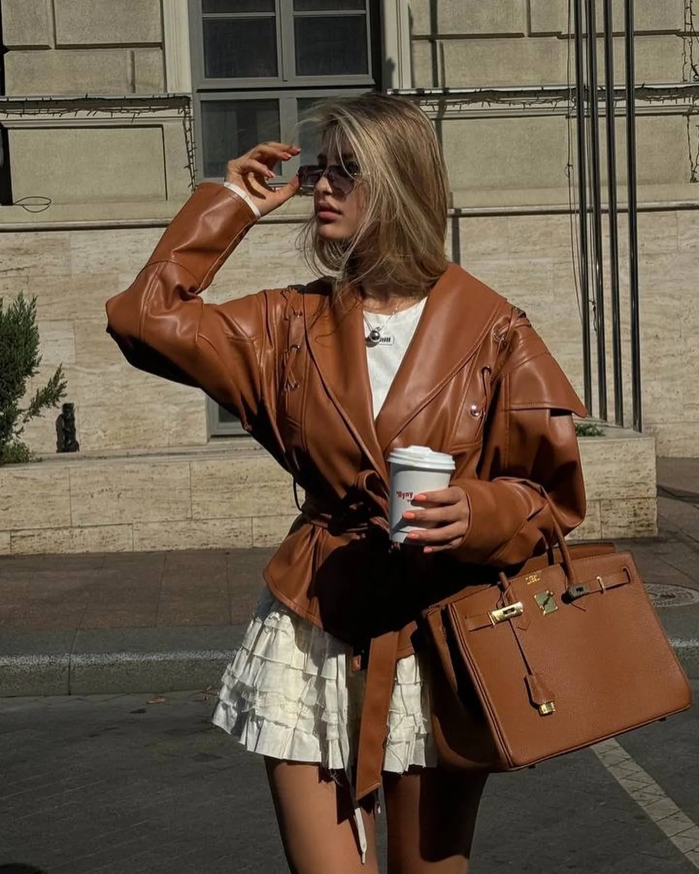 Chic Oversized Faux Leather Jacket with Retro American Vibes