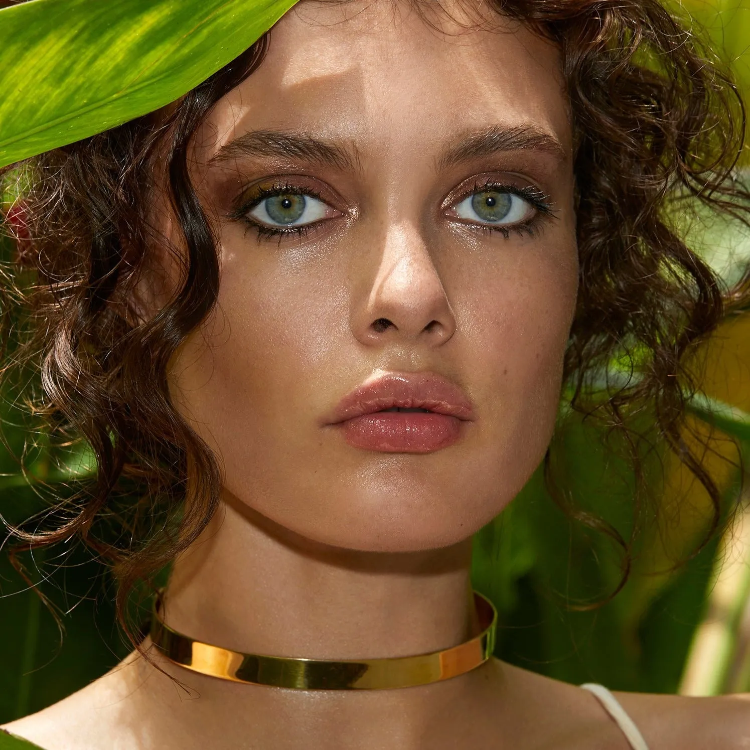 CHOKER with straps gold plated
