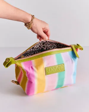 COLOUR CHAMELEON TOILETRY BAGS
