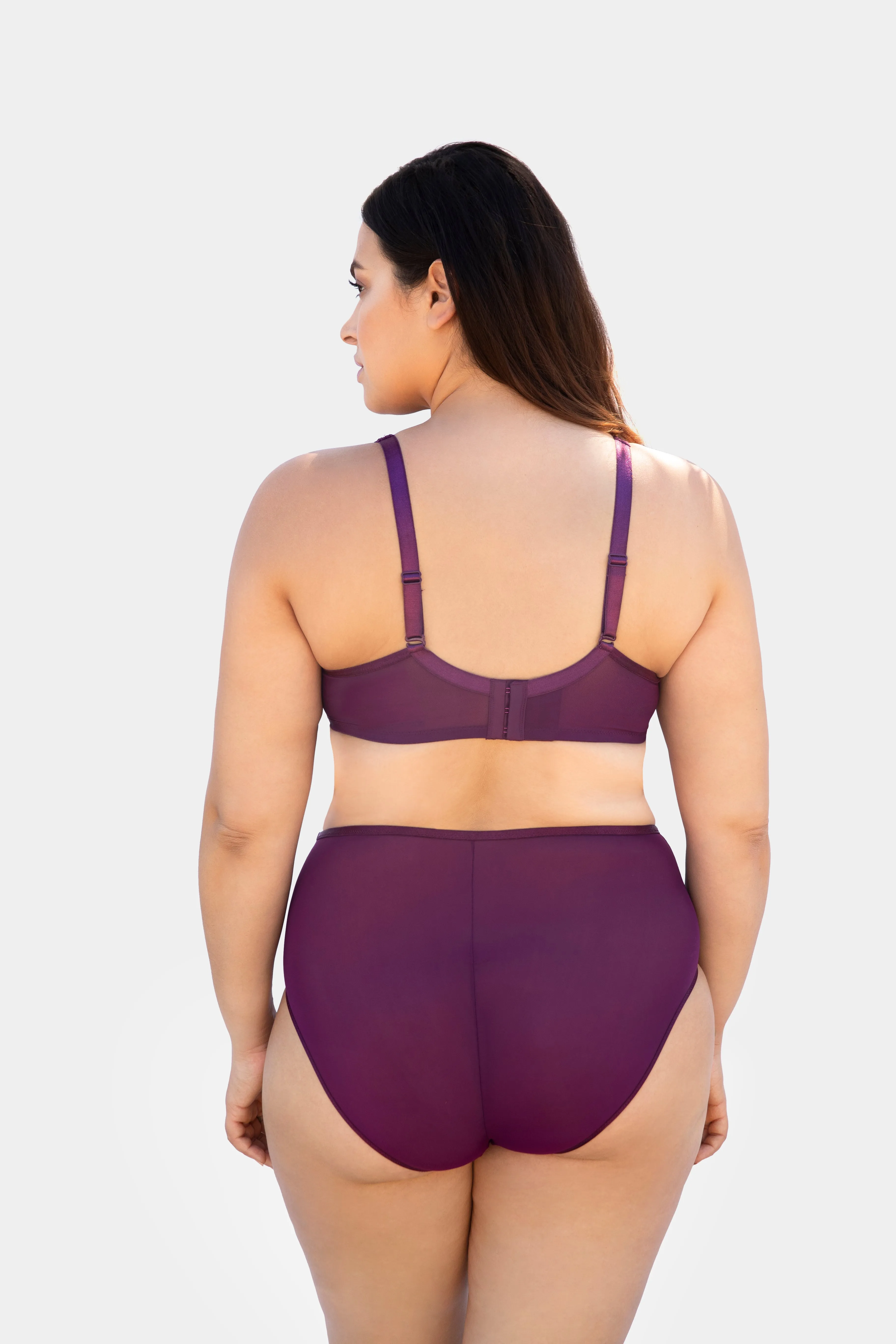 Curvy Couture - High Apex Diamond Net Bra