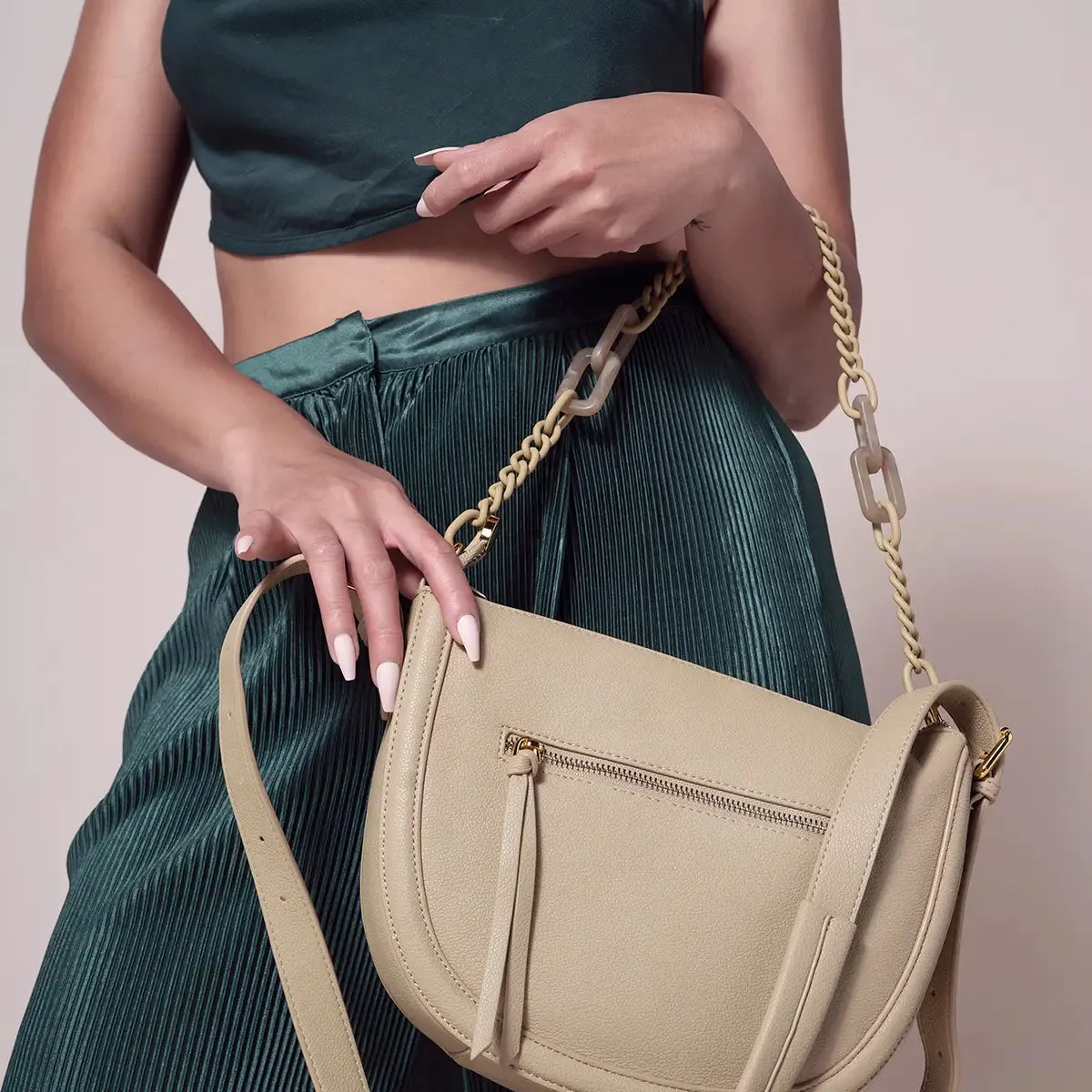 Delhi Chain Saddle Bag Sand