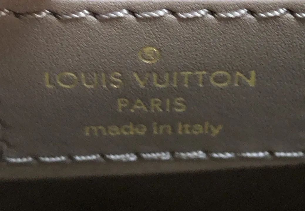 Designer New Wave Chain Bag NM Quilted Leather PM