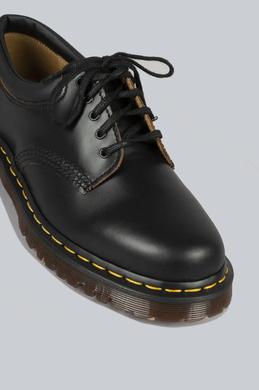 DR MARTENS 8053 BLACK VINTAGE SMOOTH