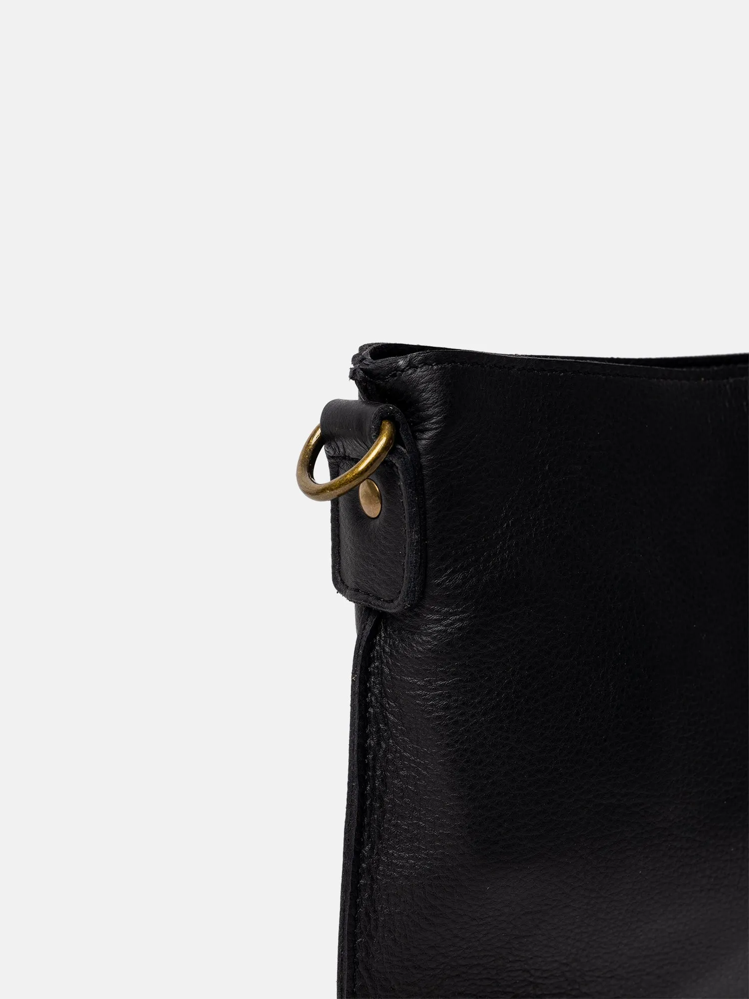 Fillis Small - Black/Brass