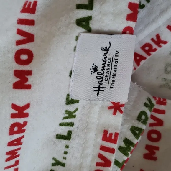 Hallmark NWOT Holiday Flannel Pajama Set Sz XXL