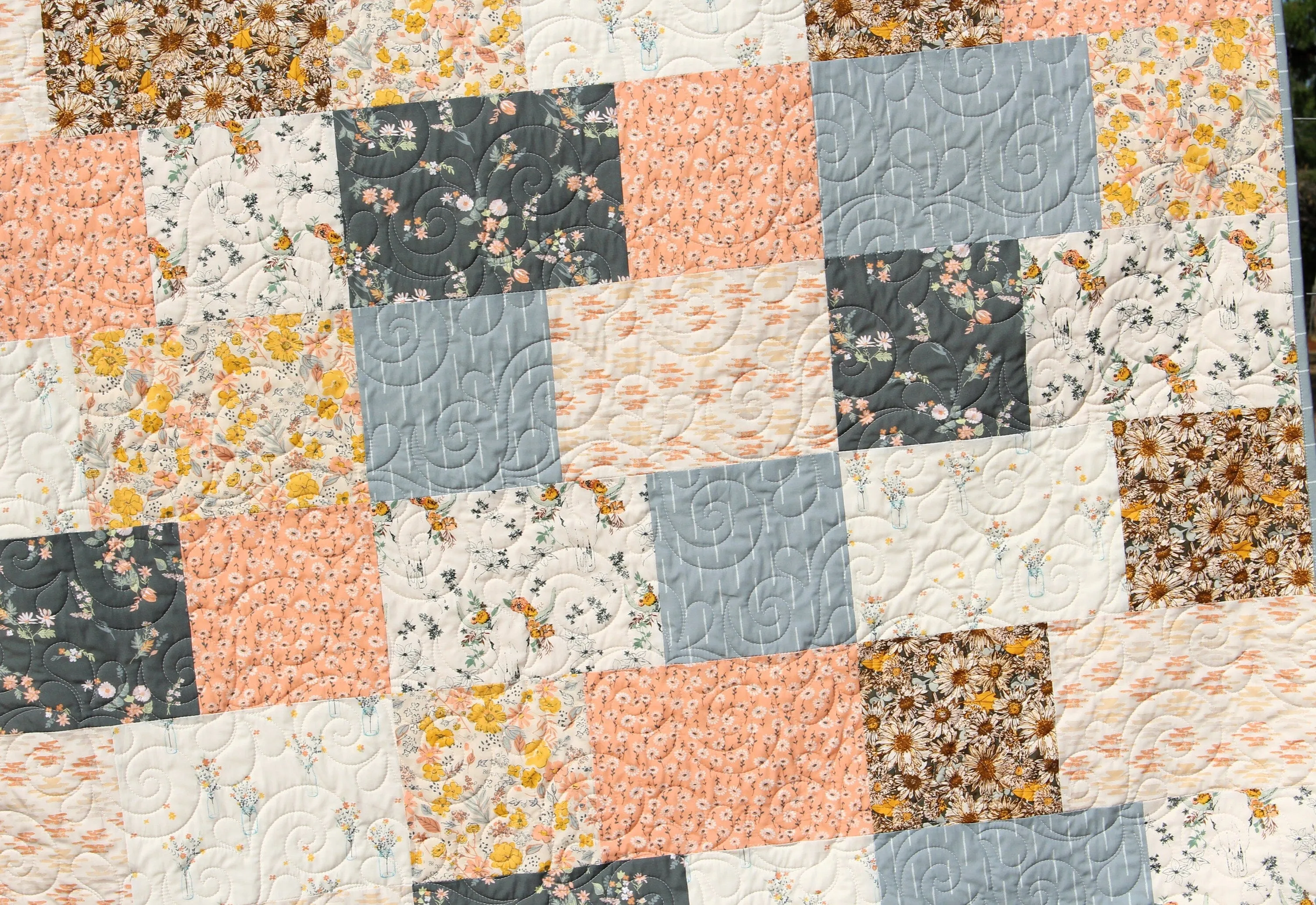 Handmade Quilts for Sale, Blanket Home Decor, Minky Throw, Gifts for Her