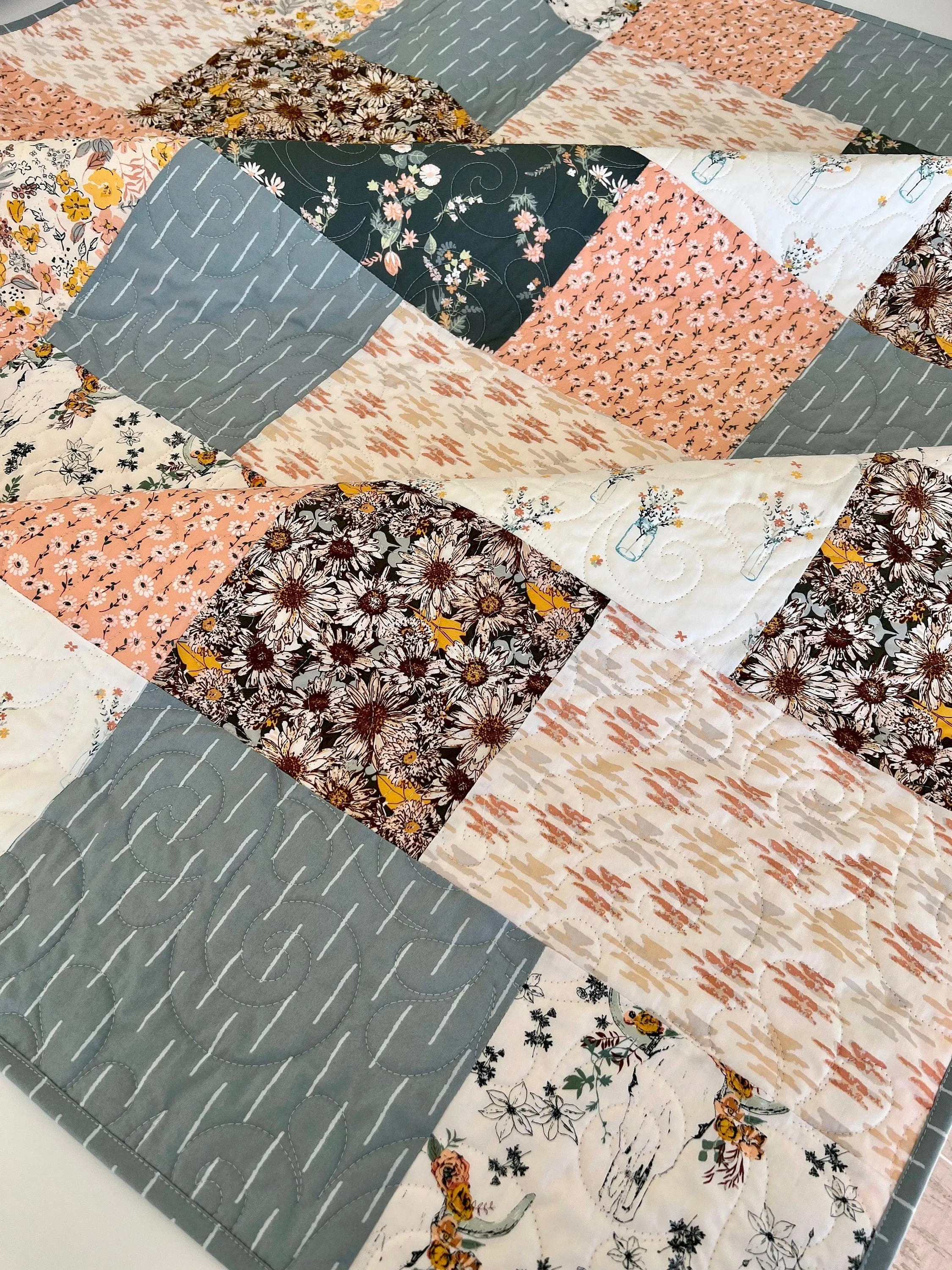 Handmade Quilts for Sale, Blanket Home Decor, Minky Throw, Gifts for Her