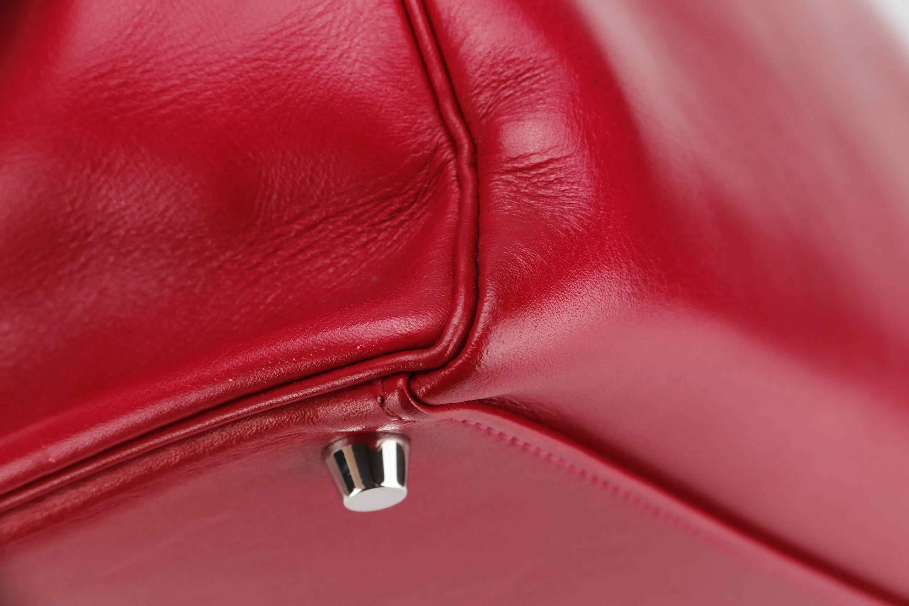 HERMES KELLY 35 (STAMP N) RED SWIFT LEATHER SILVER HARDWARE, WITH KEYS, LOCK, STRAP & DUST COVER