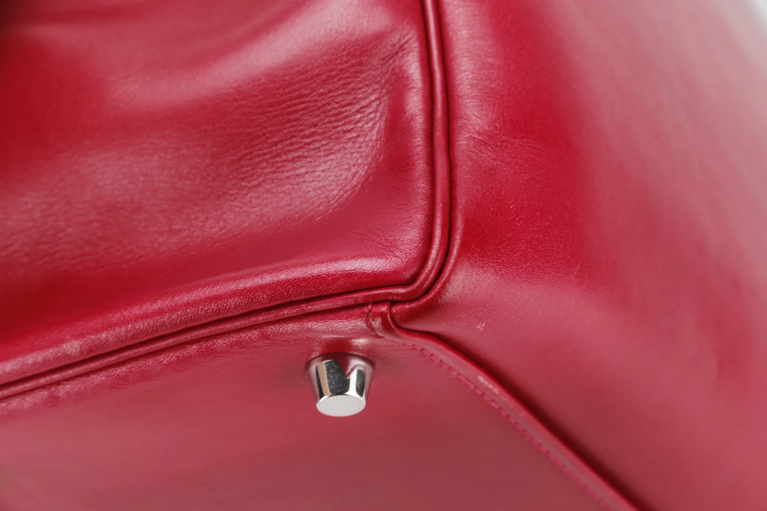 HERMES KELLY 35 (STAMP N) RED SWIFT LEATHER SILVER HARDWARE, WITH KEYS, LOCK, STRAP & DUST COVER