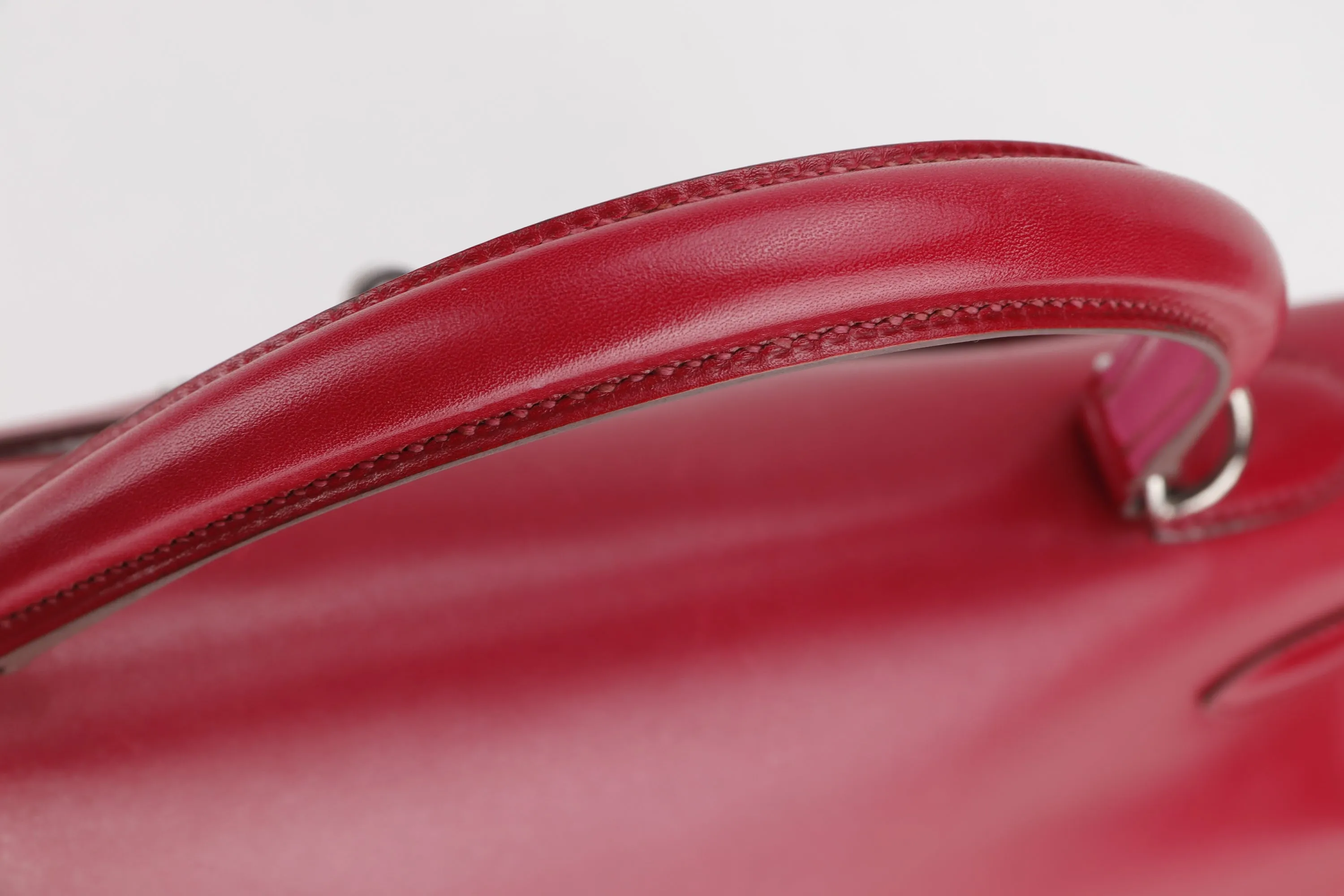 HERMES KELLY 35 (STAMP N) RED SWIFT LEATHER SILVER HARDWARE, WITH KEYS, LOCK, STRAP & DUST COVER