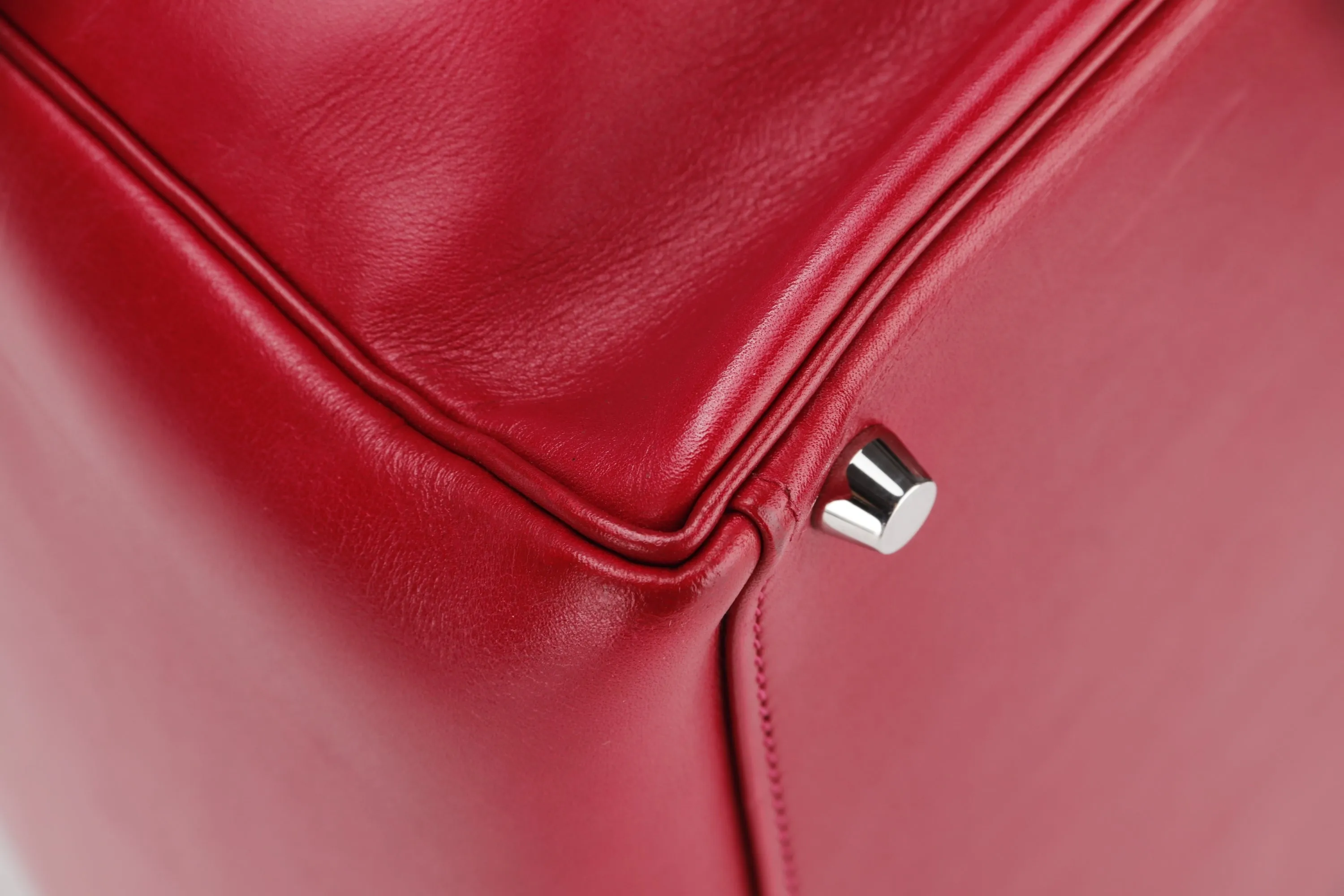 HERMES KELLY 35 (STAMP N) RED SWIFT LEATHER SILVER HARDWARE, WITH KEYS, LOCK, STRAP & DUST COVER