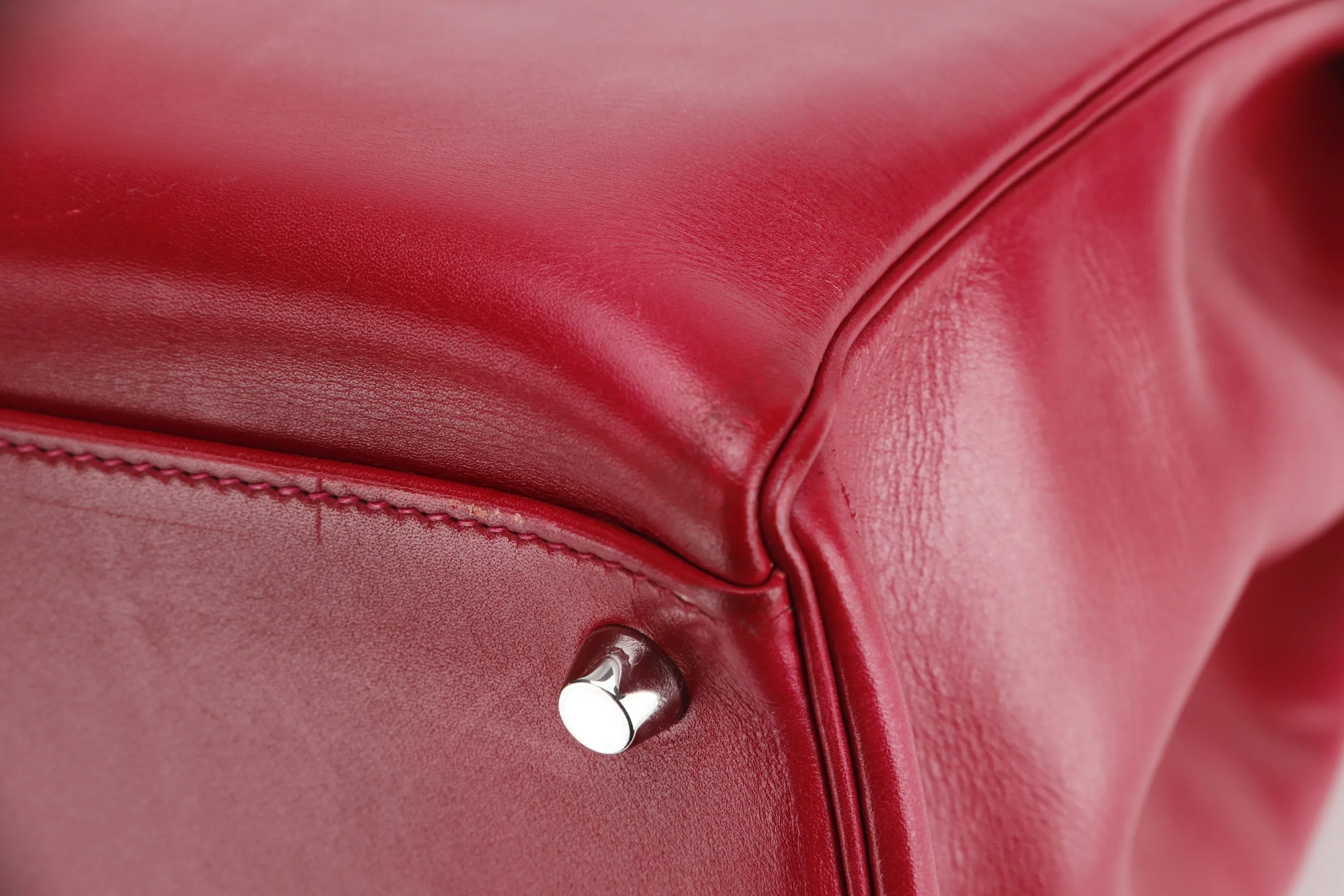 HERMES KELLY 35 (STAMP N) RED SWIFT LEATHER SILVER HARDWARE, WITH KEYS, LOCK, STRAP & DUST COVER