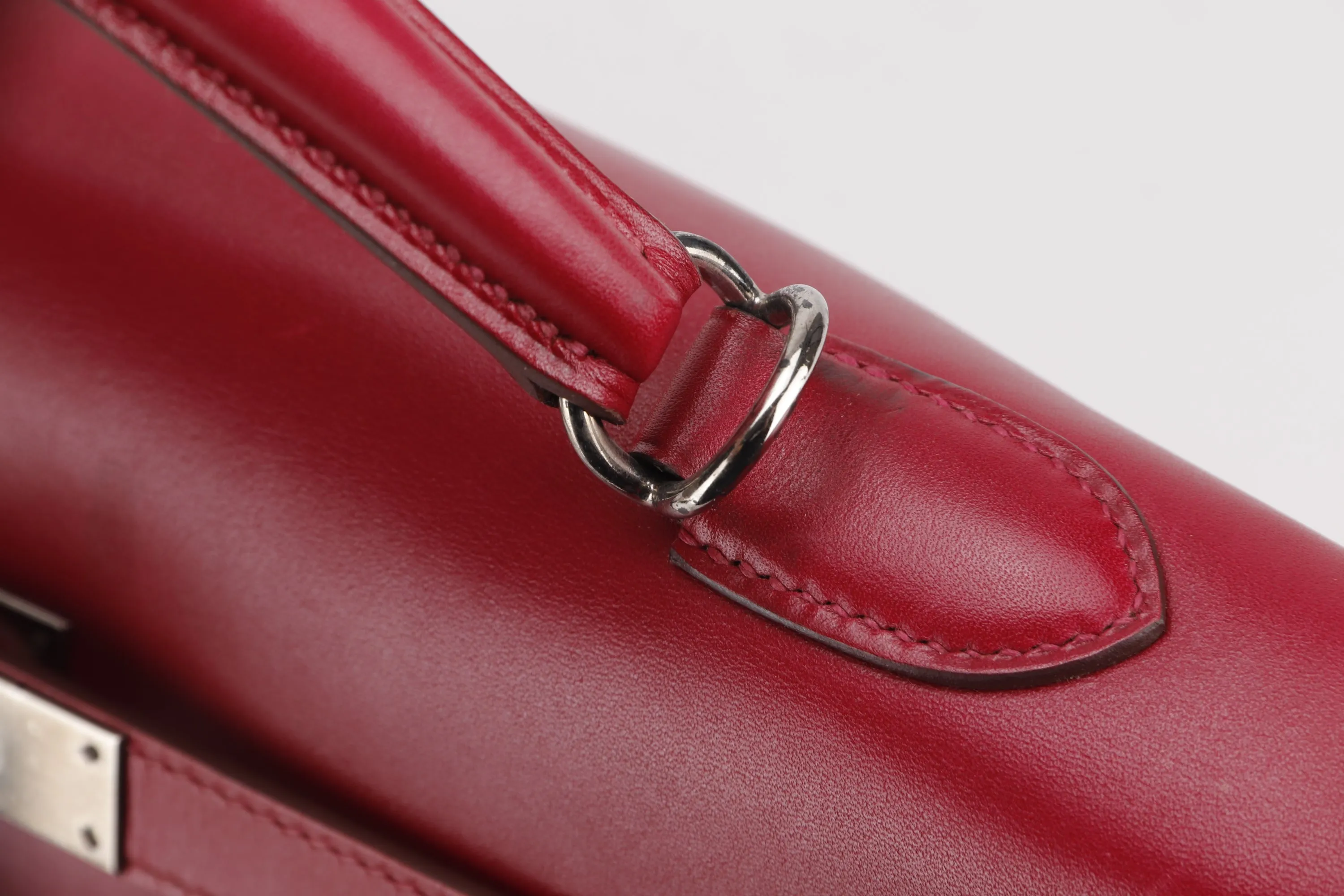 HERMES KELLY 35 (STAMP N) RED SWIFT LEATHER SILVER HARDWARE, WITH KEYS, LOCK, STRAP & DUST COVER
