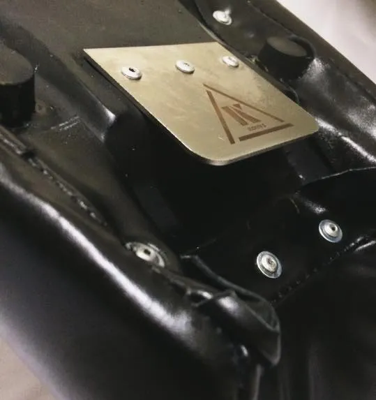 KB-TWCAS - Triumph Bonneville Water-Cooled Café Seat
