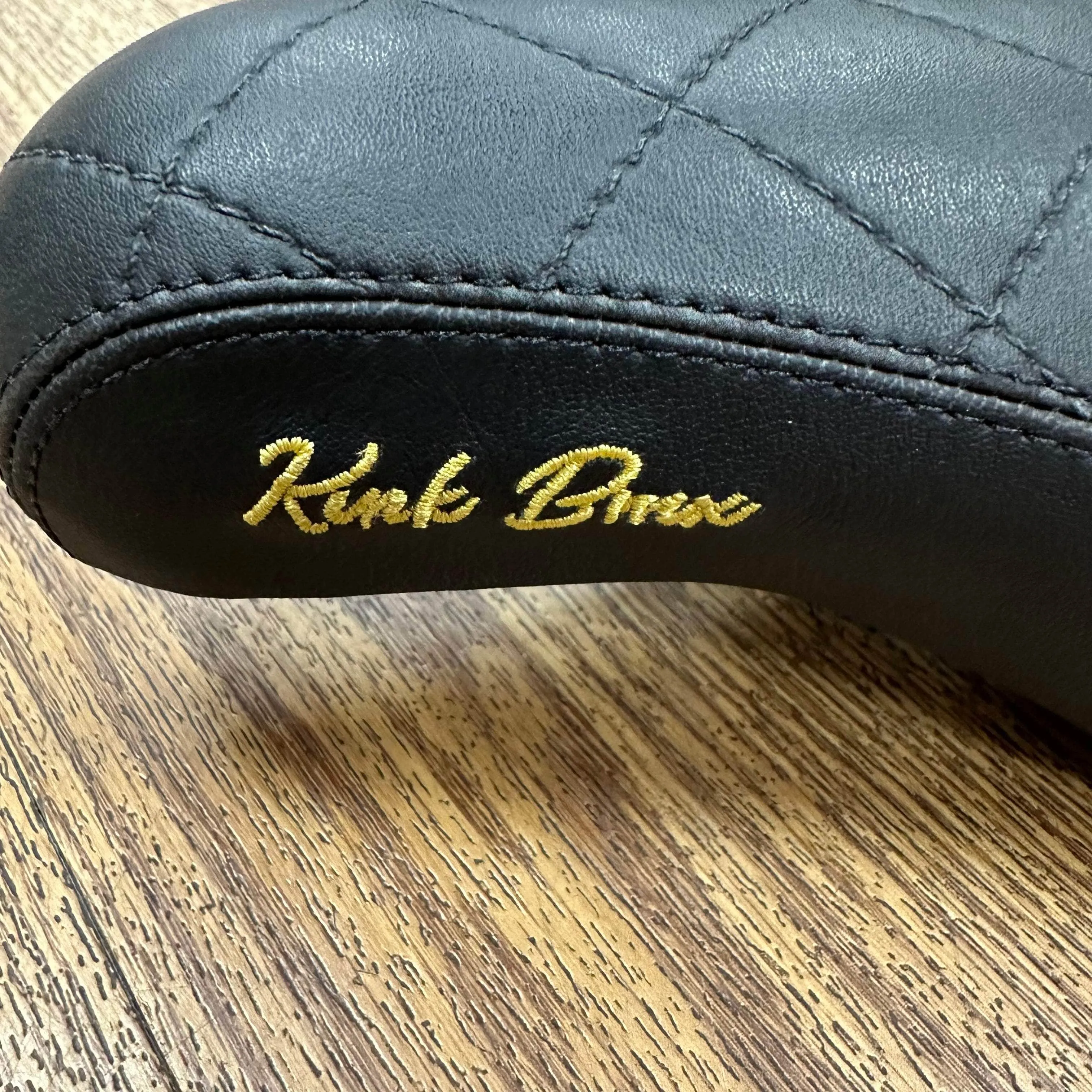 Kink Splendor Mid Pivotal Seat