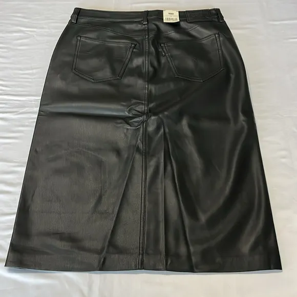 Levi's Premium Women's Faux Leather Icon Pencil Skirt Black NWT