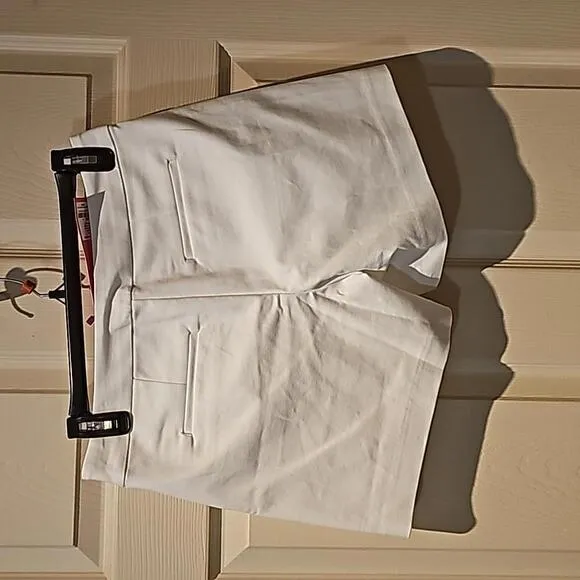 Lilly Pulitzer Alessi stretch short size 2