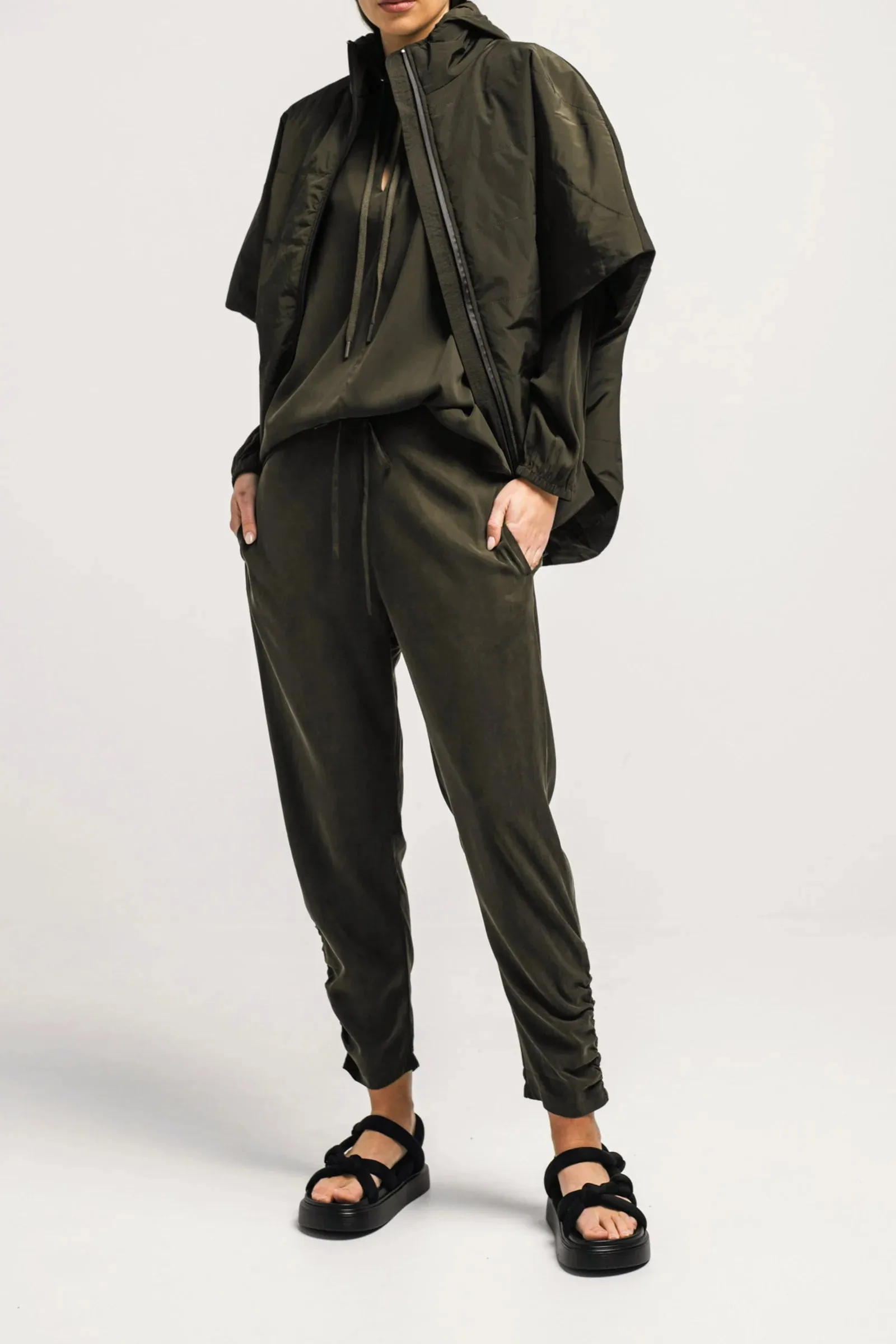 Lounge the Label II COLLODI Puff - olive