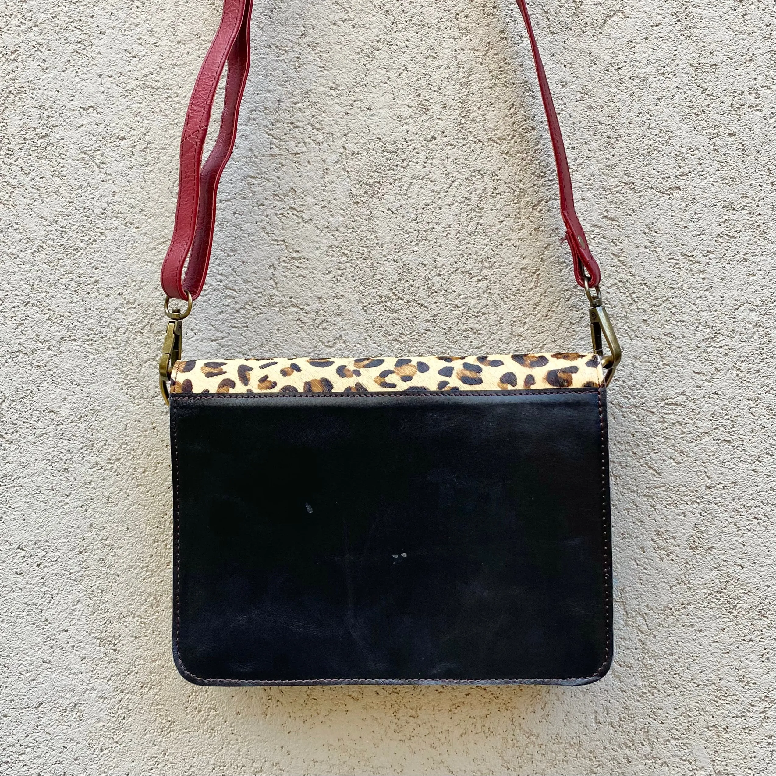 Lucinda Cowhide and Leather Crossbody Clutch Bag - Leopard, Black