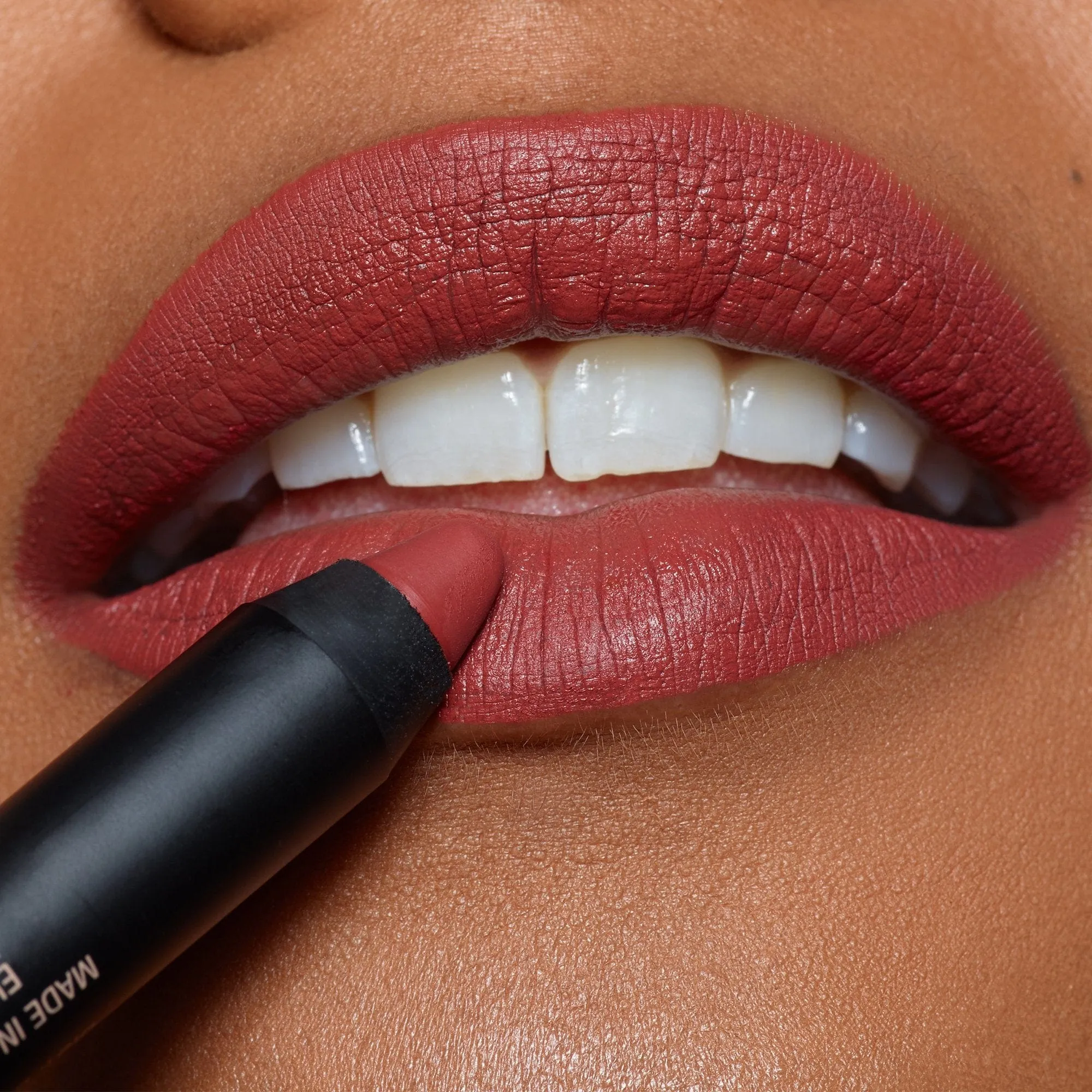 Magnetic Matte Lip Color - Matte Lipstick - Raw