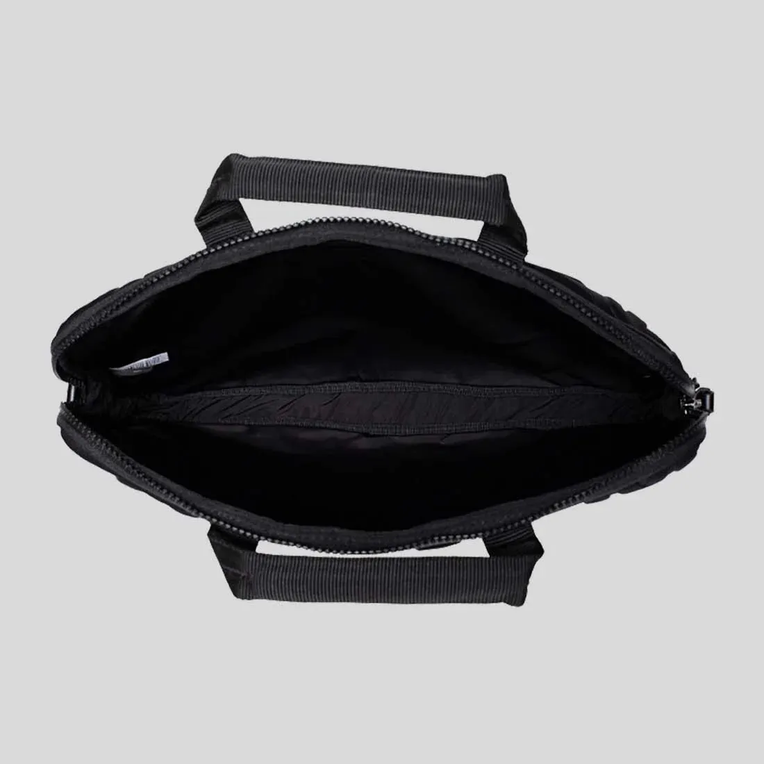 MARC JACOBS Logo Quilted Nylon Laptop Bag Black RB-4P4SCP006S02