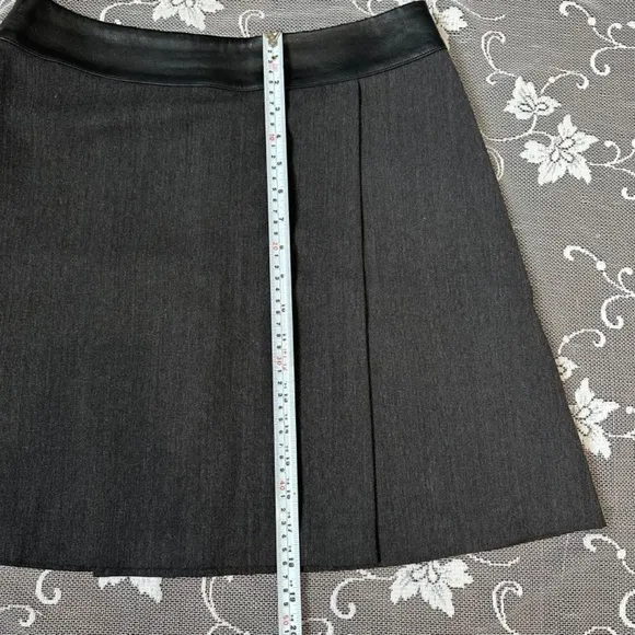 Marisa Miniccuci Grey Wool Faux Wrap Leather Waistband Mini Skirt Sz 8