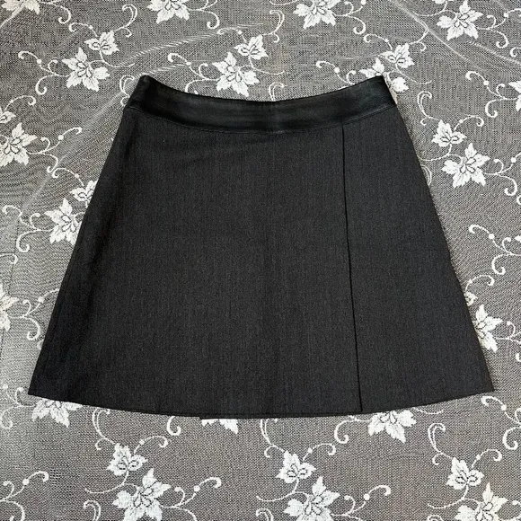 Marisa Miniccuci Grey Wool Faux Wrap Leather Waistband Mini Skirt Sz 8
