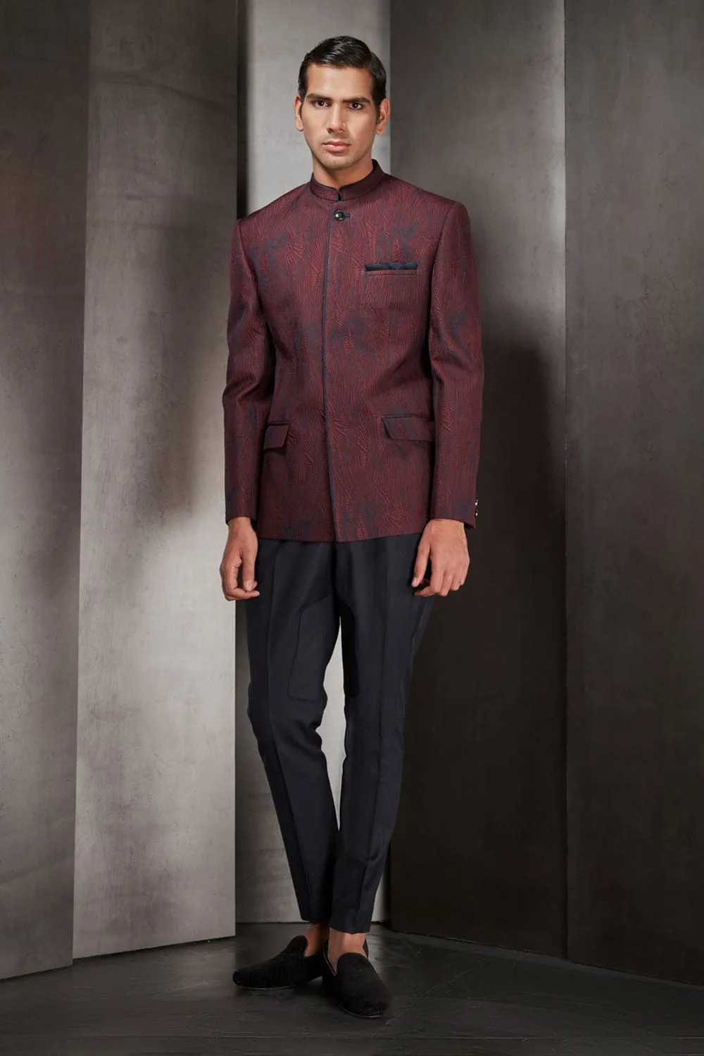 Maroon Quilted Wing Pattern Bandgala