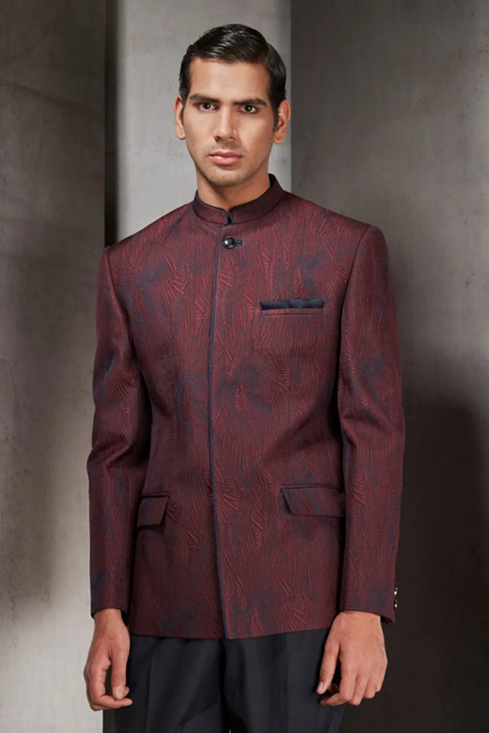 Maroon Quilted Wing Pattern Bandgala