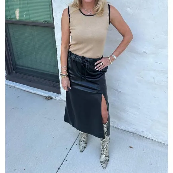 NEW ELAN onyx edge skirt in black