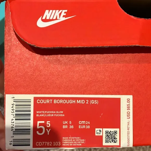 Nike BIG KID COURT BOROUGH 2 MID SNEAKER size US 5.5 EU 38