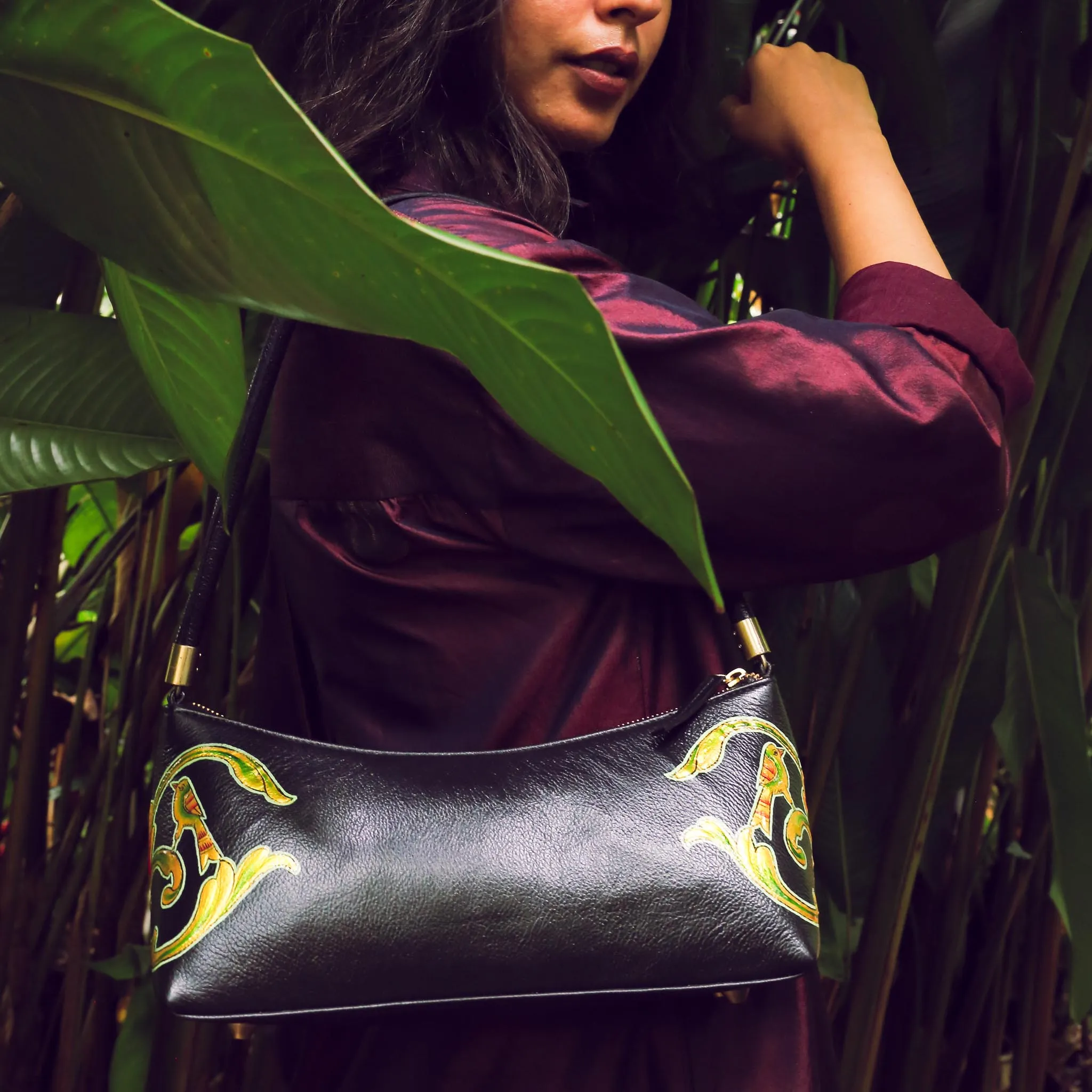 “Noor” SHOULDER BAG – Black