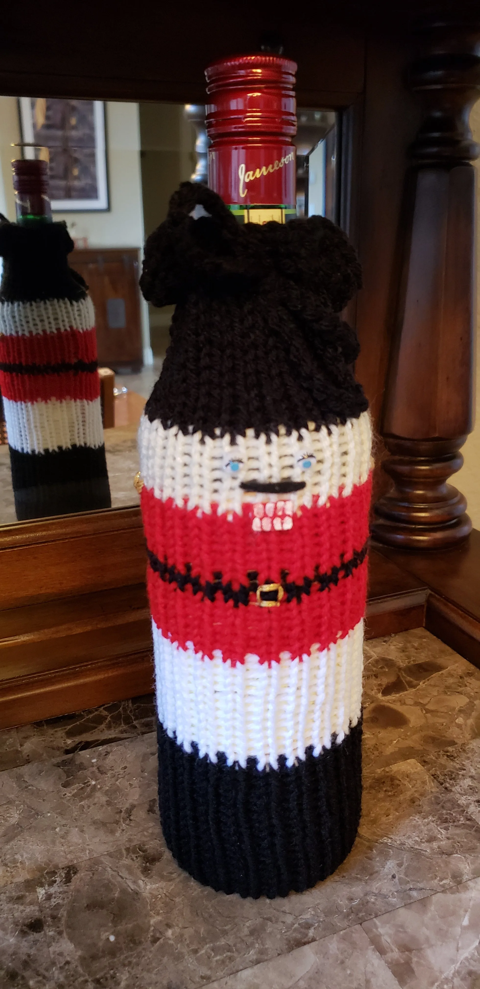 Nutcracker/Toy Soldier Wine Bag Addi Pro Pattern